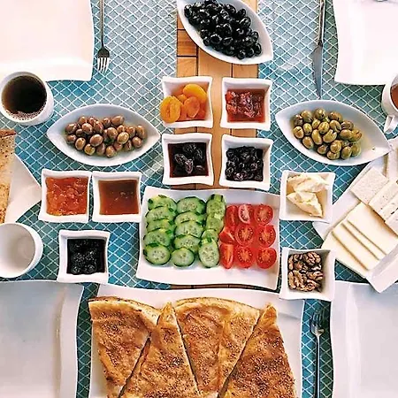 Kybele Gocek 3*